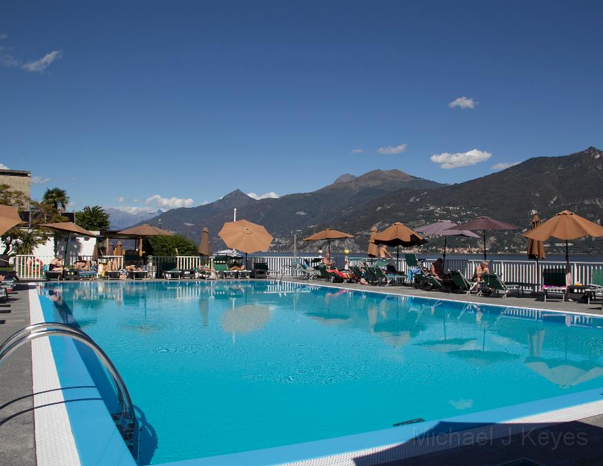 IMG_2395 copy.jpg - Pool on Lake Como